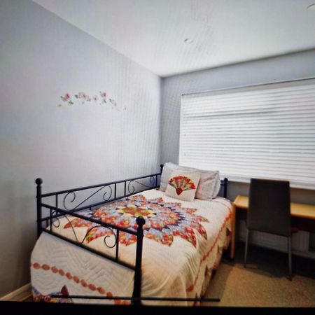 Marlows Diamond 4 Bedroom Home マーロー エクステリア 写真